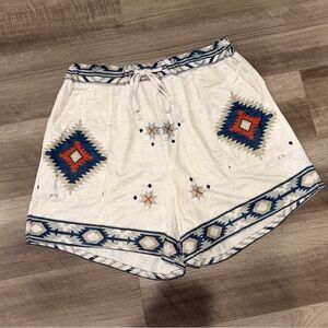 Trendy Aztec Geometric Patterned Women's Shorts